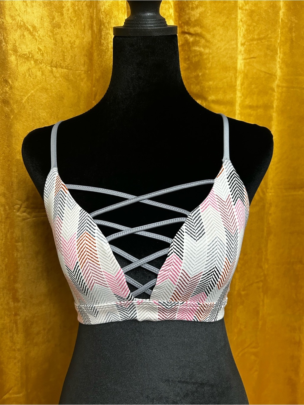 VS sports bra